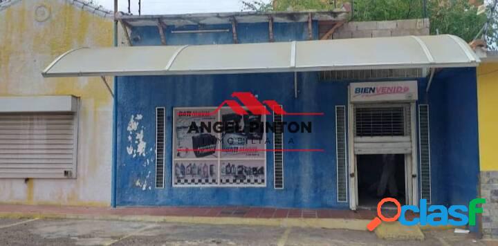 LOCAL COMERCIAL EN ALQUILER EN AV SANTA RITA MARACAIBO API