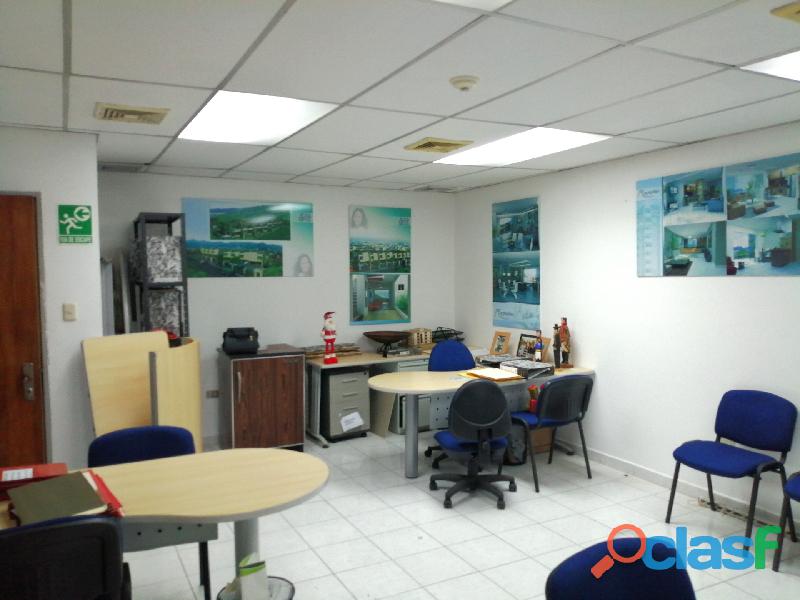 Oficina en El C. C. Aerocentro 33 m² c