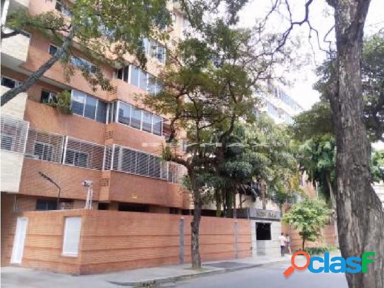 APARTAMENTO EN VENTA CHACAO. RES. MEDOC PLAZA. (W. Lo)