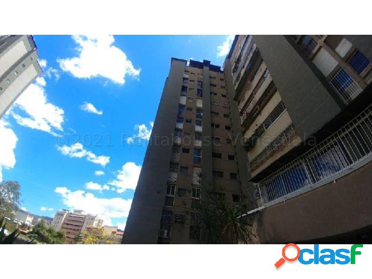 Apartamento en venta en La Urbina 21-17892 Adriana 0414