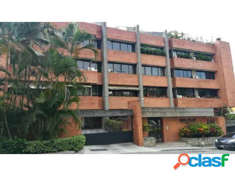 Apartamento en venta en Urb Miranda 21-18899 Adriana 0414