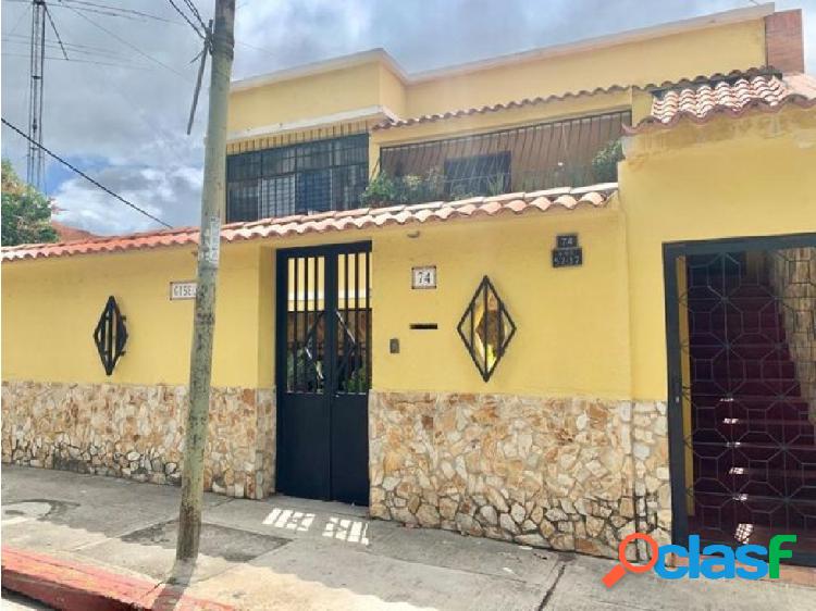 CASA COMERCIAL EN ALQUILER LOS CHORROS 22-9574 JUAN PAZ