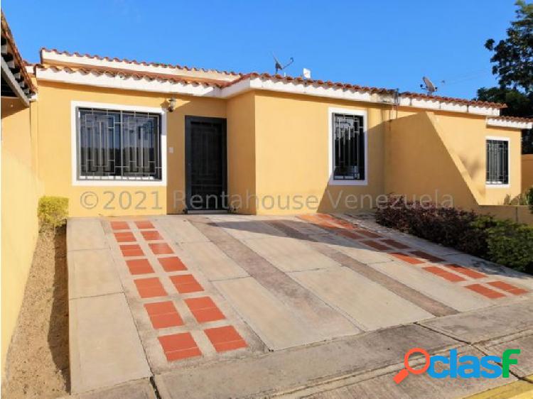 Casa en venta en El Amanecer Cabudare Mls# 22-6739 FCB