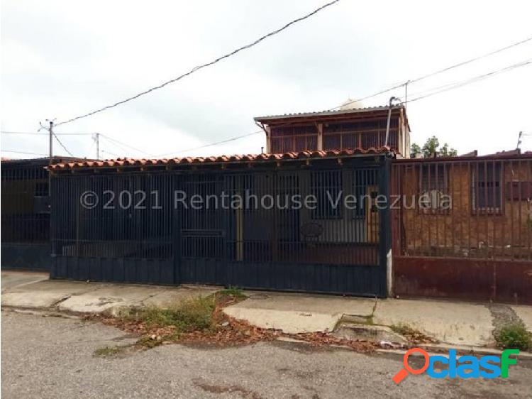 Casa en venta en El Trigal Cabudare Mls#21-20415FCB