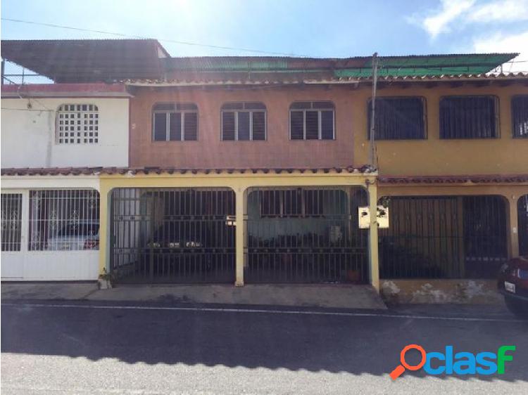 Casa en venta en La Piedad Norte Cabudare Mls#21-8917 FCB