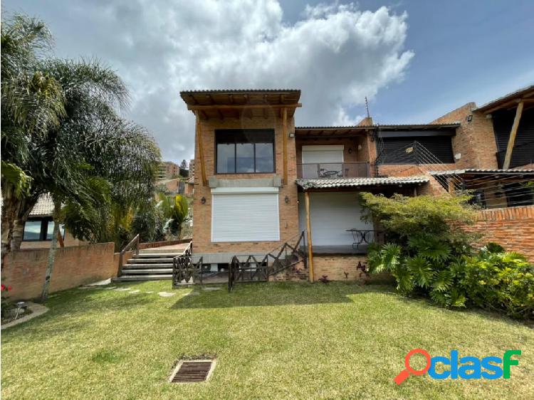 Se vende casa 340m2 3h/3.5b/4p Alto Hatillo 6898