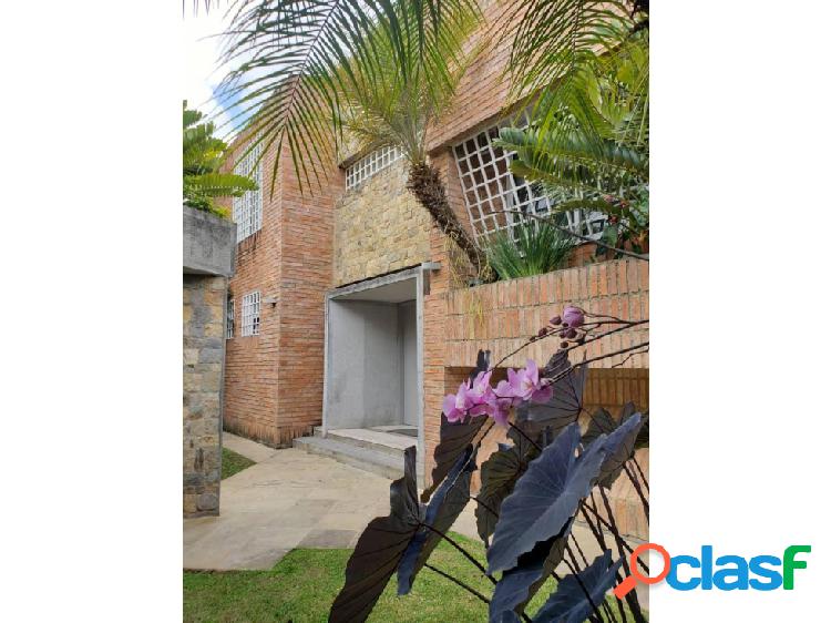 Se vende casa 400m2 3h+s/3b+s/4p La Lagunita 3457