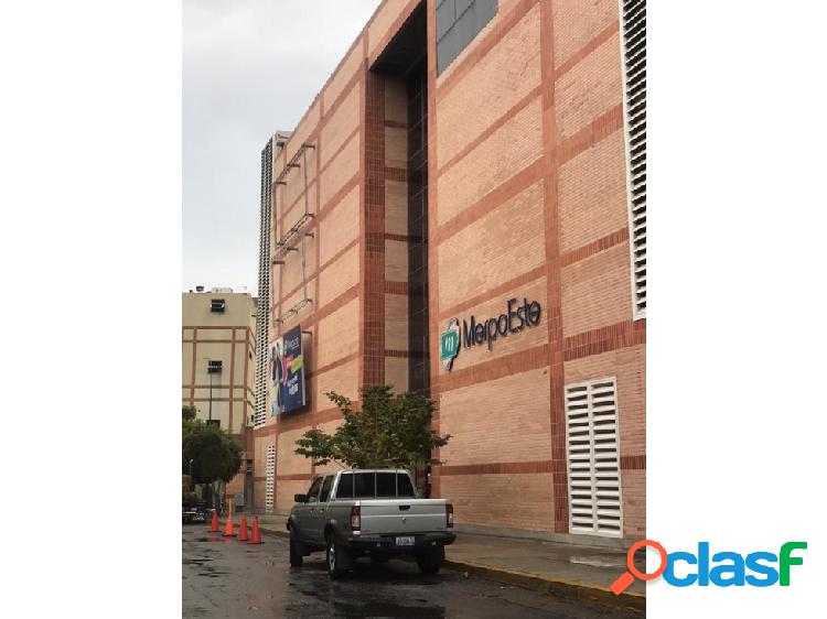 Se vende local 10m2 Chacao 6554