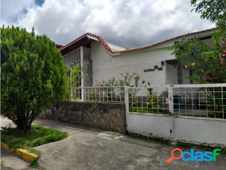 Vendo casa 285mtrs2 4h/3b/3p Santa Cecilia