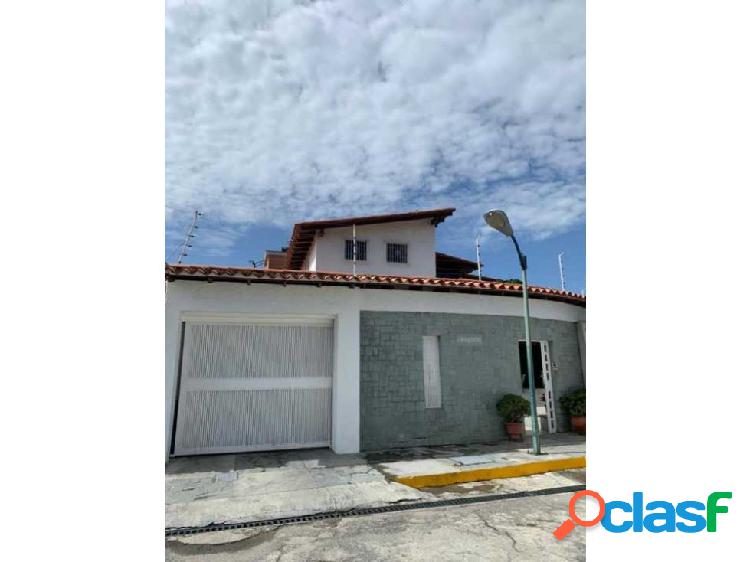 Vendo casa 340m2 4h+s/6b/4pe Colinas de Vista Alegre 5050