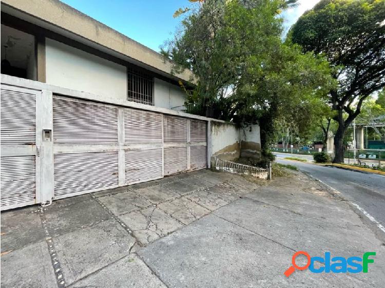 Vendo casa 700mts2 7h/6b/5pe Prados del Este 5631