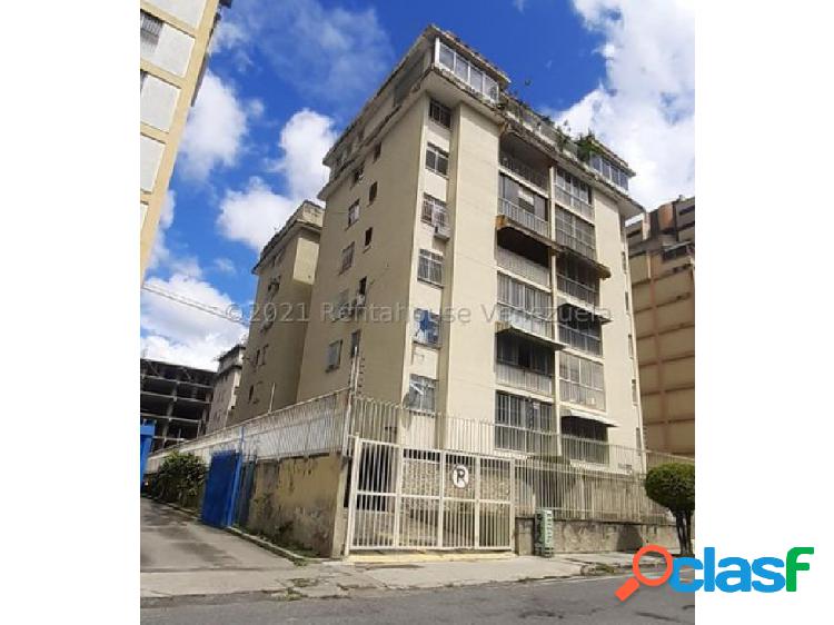 Apartamento en alquiler en La Trinidad 22-10303 Adriana 0414