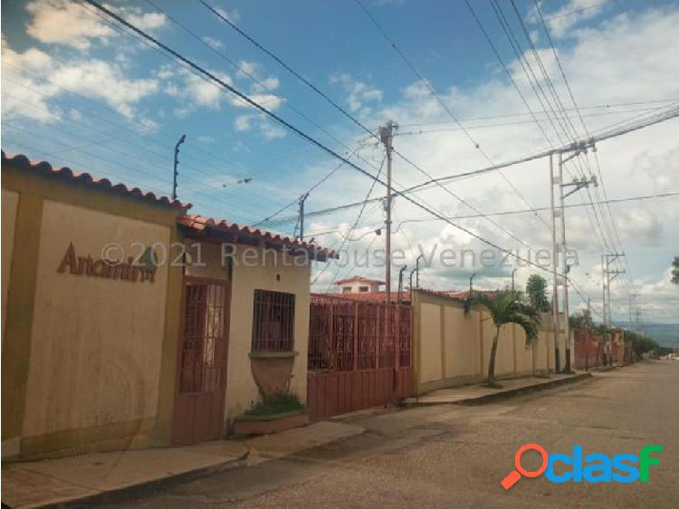 Casa en venta en La Piedad Norte Cabudare Mls#22-8447FCB