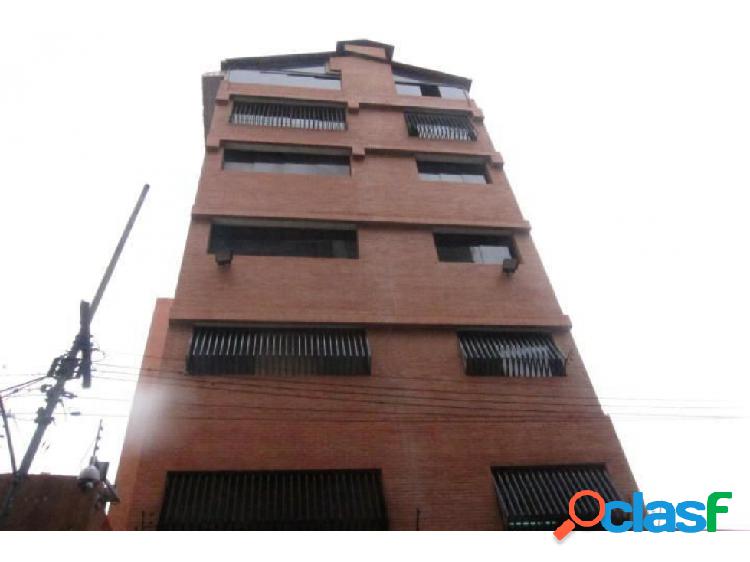 EDIFICIO EN ALQUILER QUINTA CRESPO 21-26437 JUAN PAZ