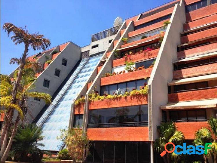 Apartamento de lujo en Colinas de Tamanaco