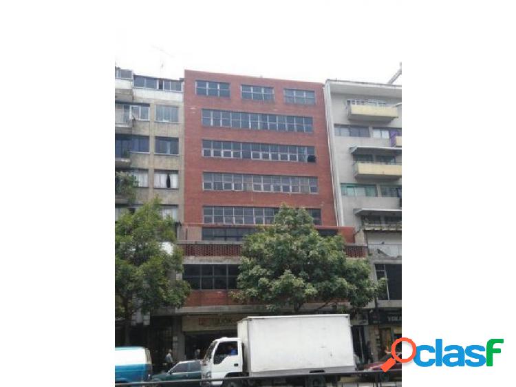 Oficina en venta en Chacao 22-2907 Sandra W. 0414 3140082