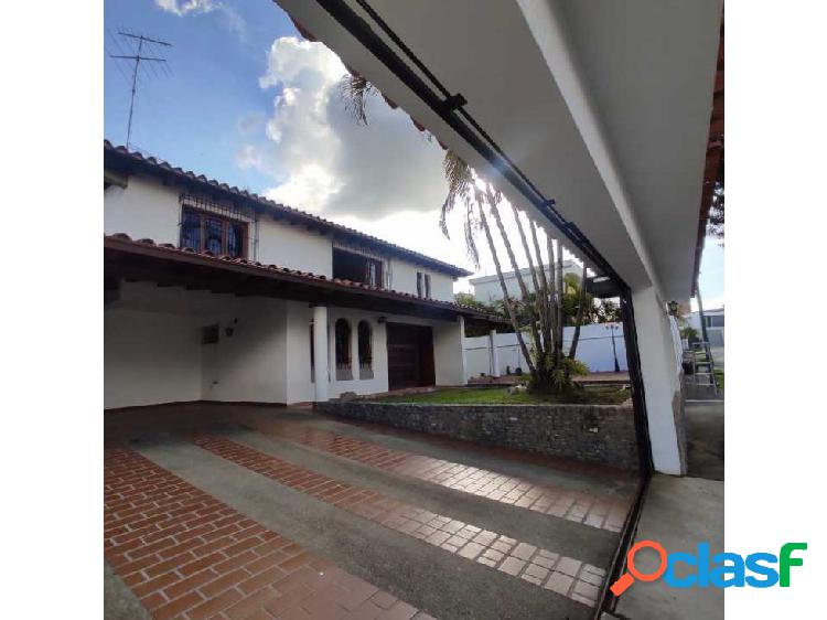 Se vende casa 360m2 5h/5b/4pe lomas de La Lagunita