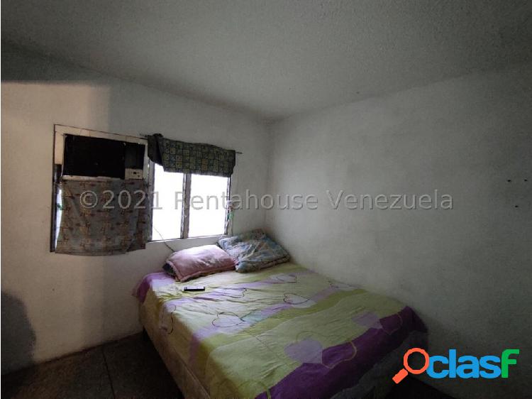 Apartamento en venta La Mora Cabudare Mls# 22-7185 FCB