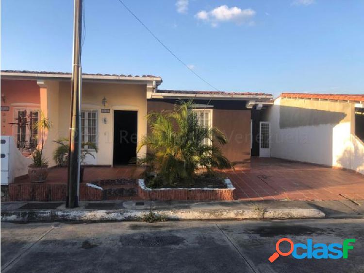 Casa en venta en Los Samanes Cabudare Mls#21-15210 fcb