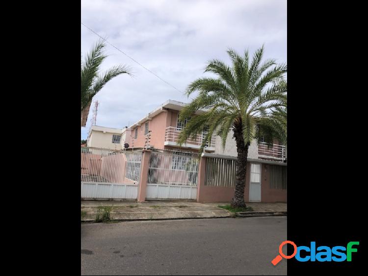 Vendo bonita casa en Sabanamar, Porlamar, Isla de Margarita