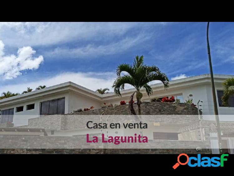 Casa en venta en La Lagunita con amplio y bello Jardín
