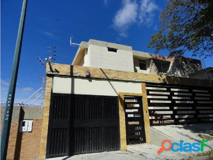 Casas El Cafetal Gabriela Paz MLS #20-11412