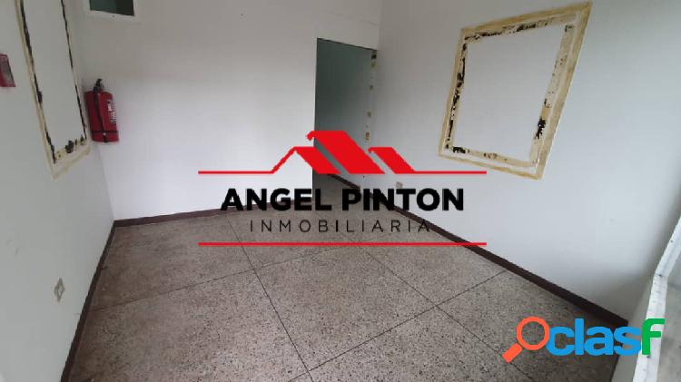 LOCAL COMERCIAL ALQUILER TIERRA NEGRA MARACAIBO API 2355