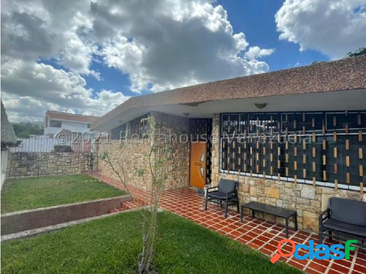 Casa en venta en Clnas.de Vista Alegre 22-4620 Adriana