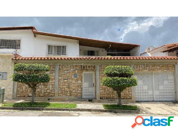 Casa En Venta en Macaracuay 22-12070 SJ 0414 2718174