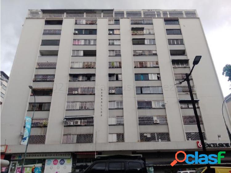 Apartamento en Venta en Los Palos Grandes 22-1025 Adri