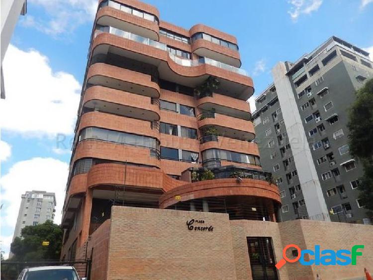 Apartamento en Venta MLS #20-7118