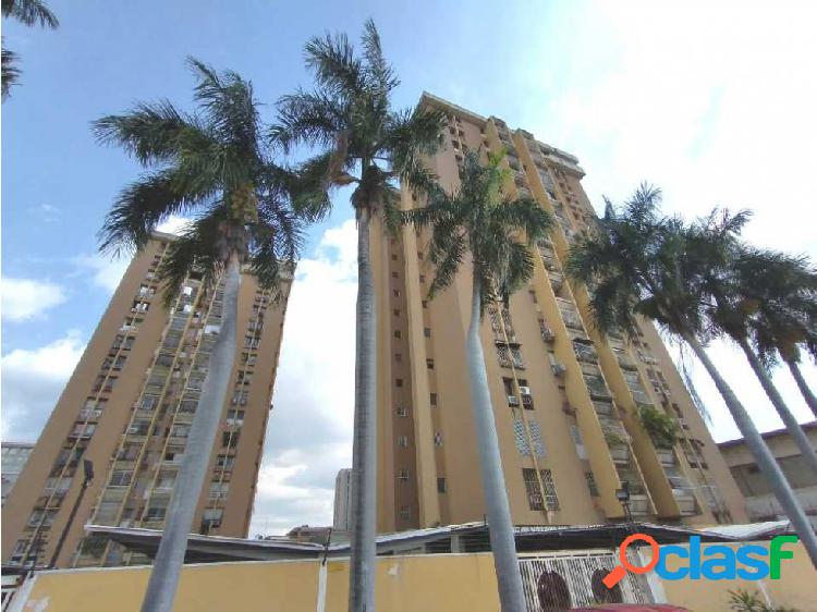 Se Vende Apartamento En La Floresta Maracay