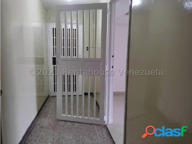 apartamento venta los ruices Rolando Rodriguez 22-127961175