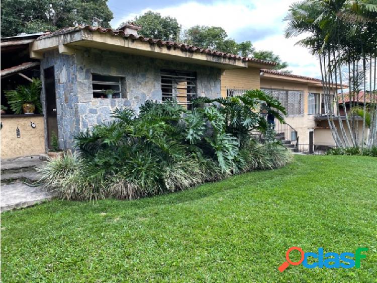 Se vende casa 400m2 3h/4b/4p Los Guayabitos 9270