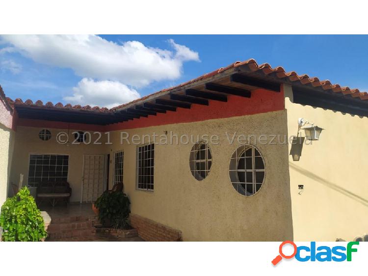 Casa en venta en Almarriera Cabudare Mls#22-9204 fcb