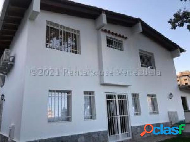 Casa en venta en Clnas.de Bello Monte 22-8255 Sandra W