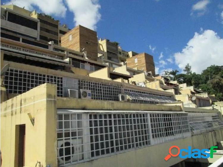 VENTA TOWNHOUSE.- MACARACUAY -21-14577- A.M.