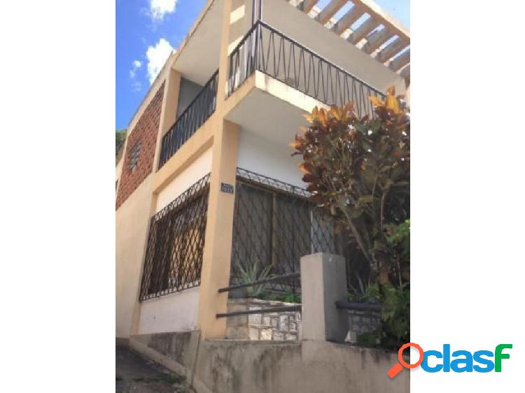 Casa en Venta en Colinas de Bello Monte 21-4928 Sandra W