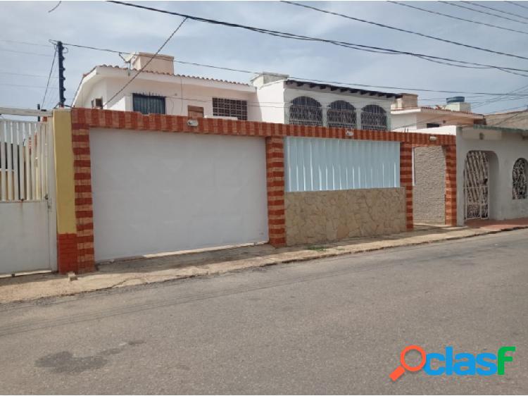 Casa en venta en Santa Fe. Punto Fijo.