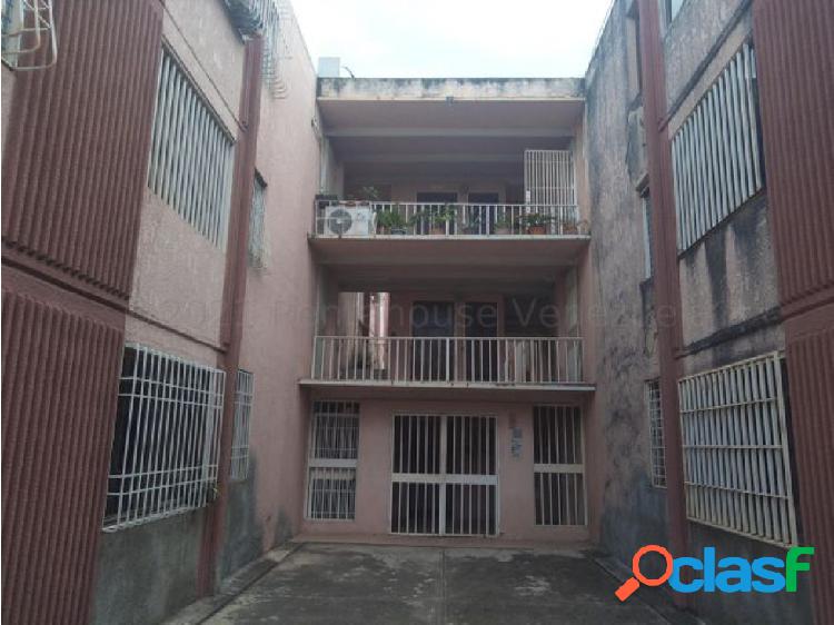 Apartamento en venta en La Mora Cabudare Mls# 21-16399 FCB