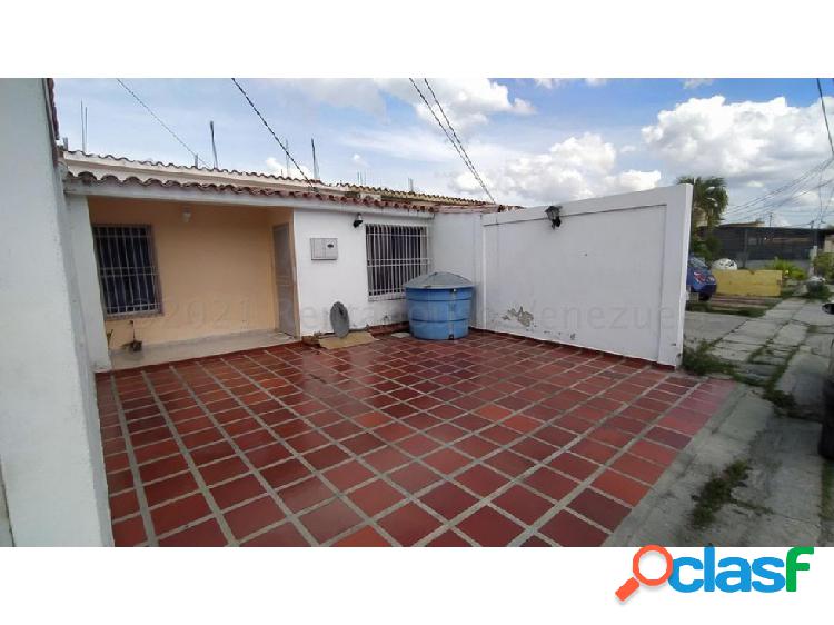 Casa en venta en El Amanecer Cabudare Mls# 22-6023 FCB