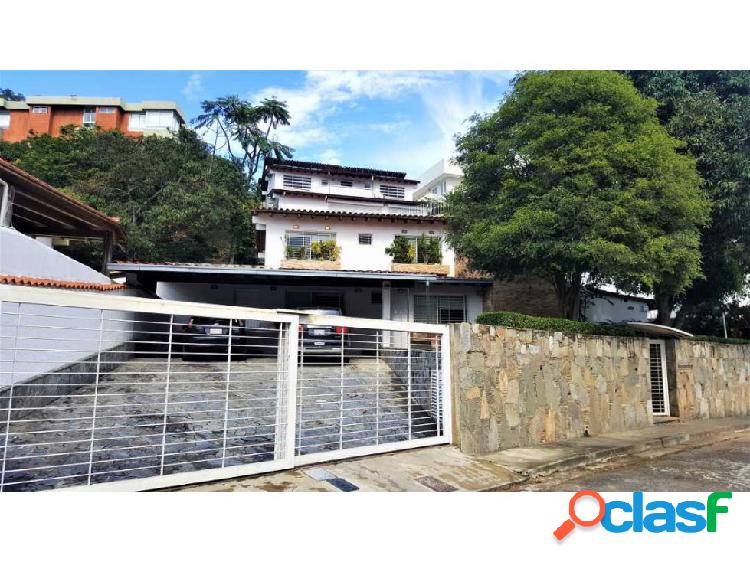 Vendo casa 380m2 5h+s/6b+s/5p Colinas del Tamanaco 6898