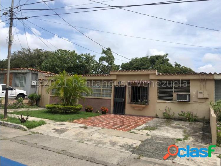 Casa en venta en Bararida Barquisimeto MLS#22-7554 FCB
