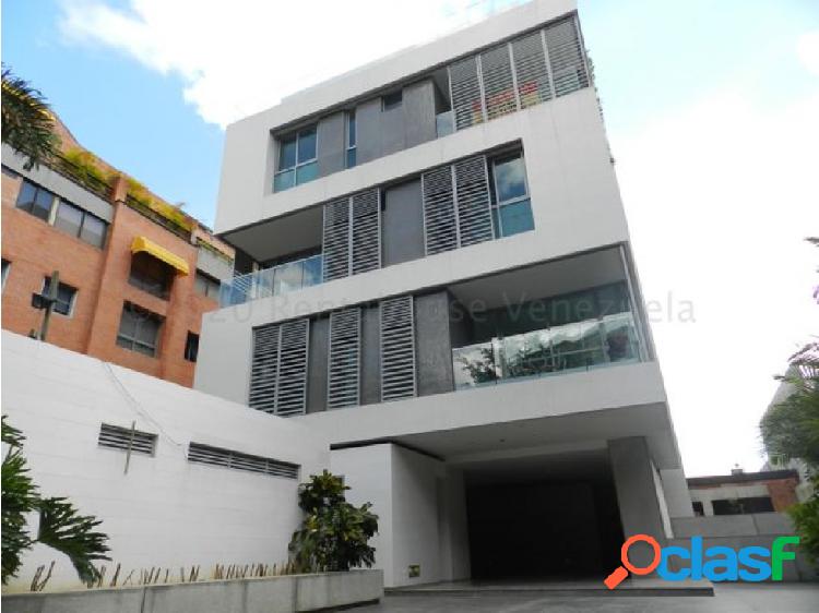 Apartamento en Venta MLS #21-2587