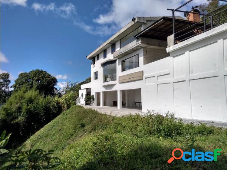 Se vende casa 3500 m² 4h+s/3b+s/8p Los Guayabitos