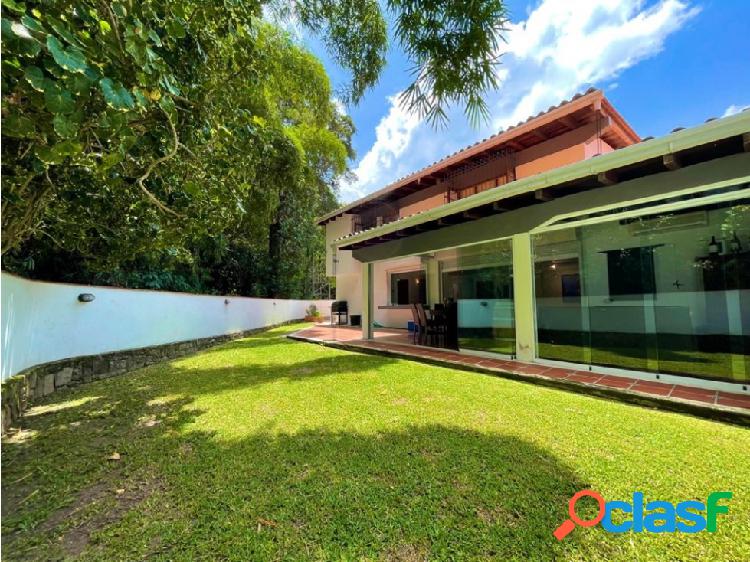 Se vende casa 333m² 4h+s∕3b+s∕2p en Los Chorros