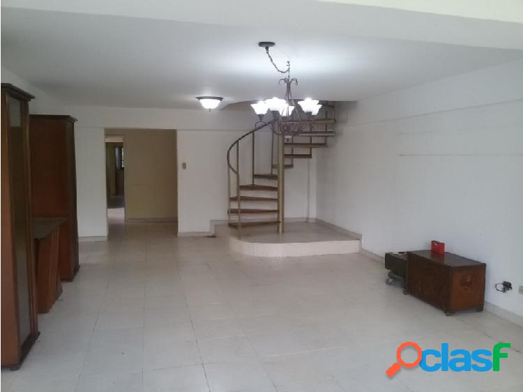 Vendo PH 350m2 5h+s/4.5b+s/4p Urbanización Miranda 5808