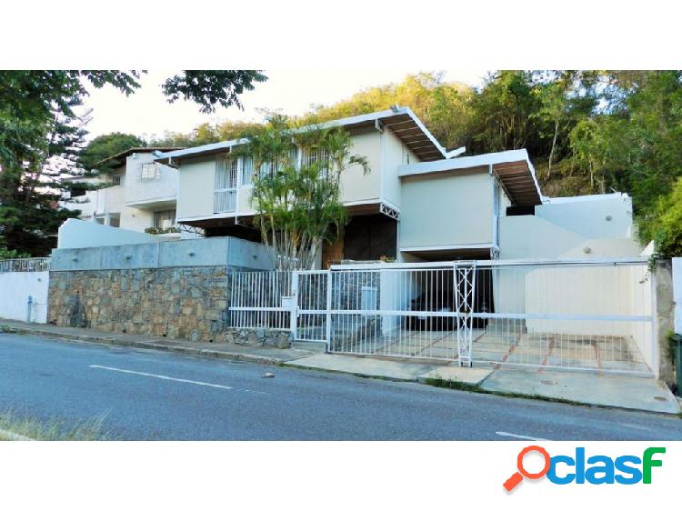 CASA EN VENTA SANTA SOFIA 21-1384 JUAN PAZ 0412-6250686