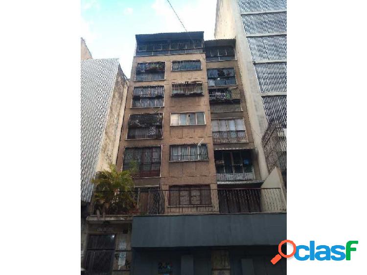 Vendo Apto 40 m2/2h/1b / Av. Fuerzas Armadas