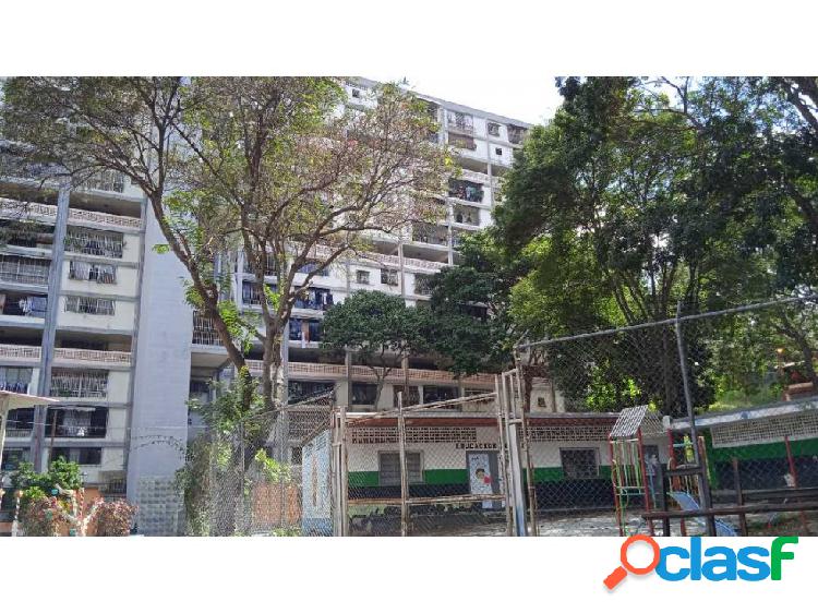 Vendo apartamento 23 Enero Monte Piedad